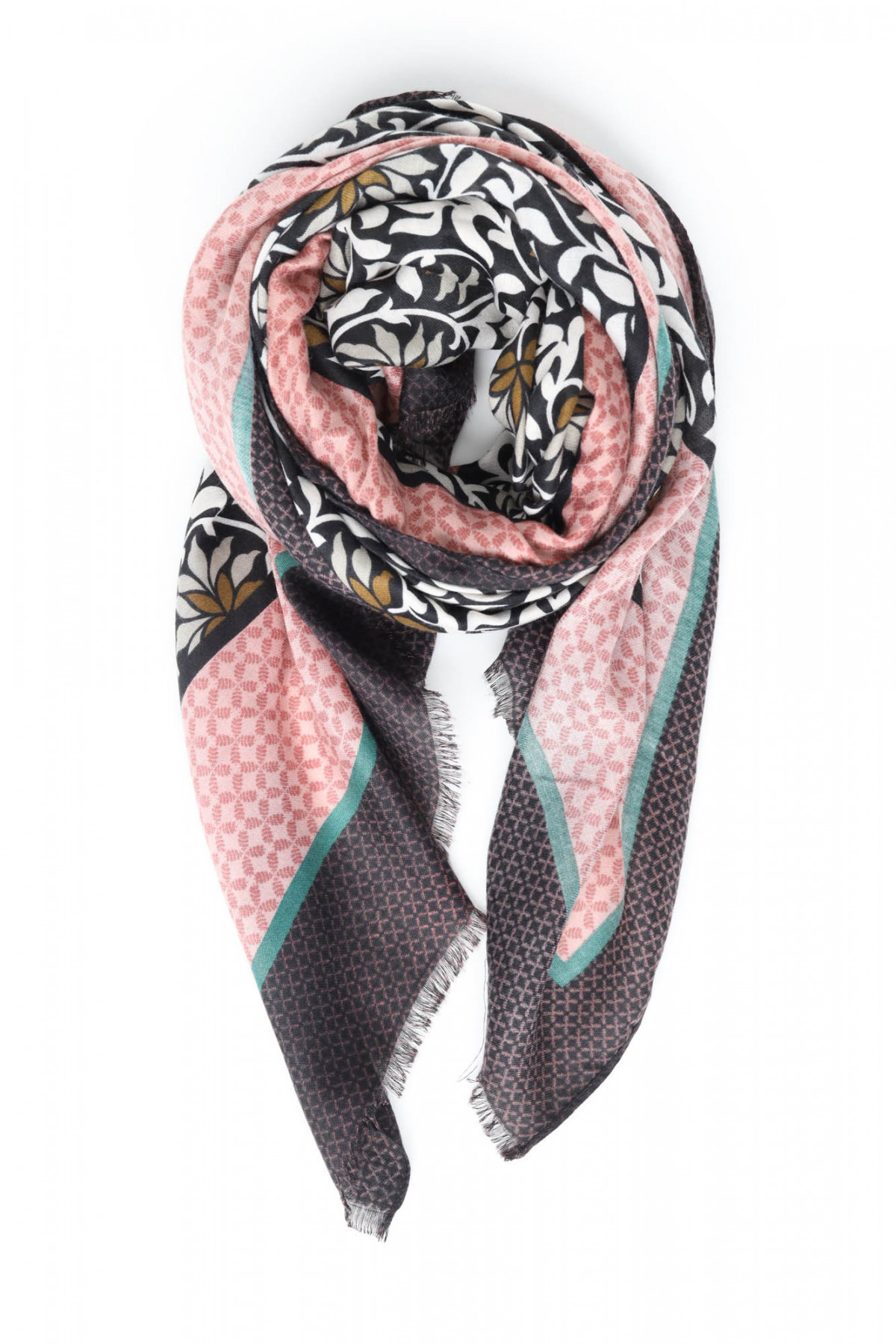 Patterned stole