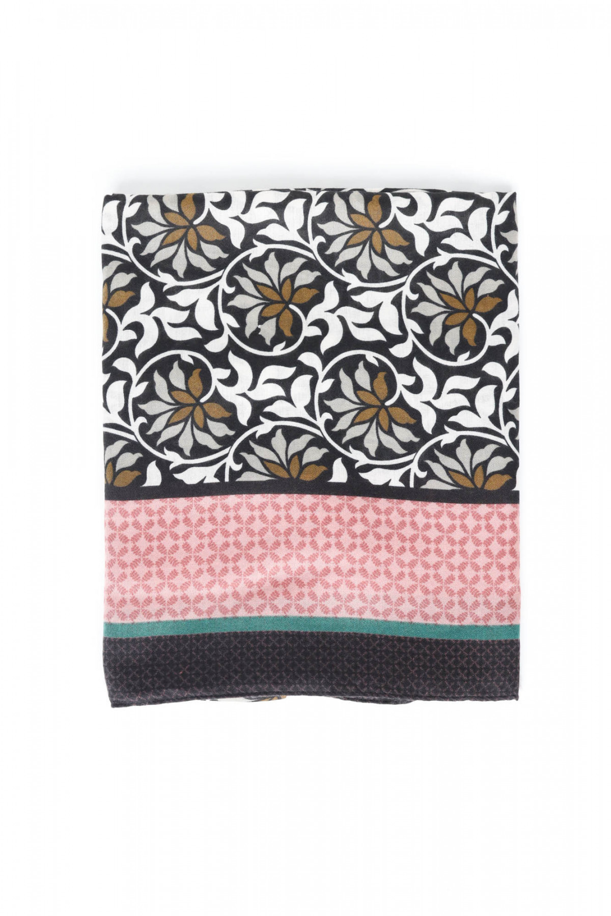 Patterned stole