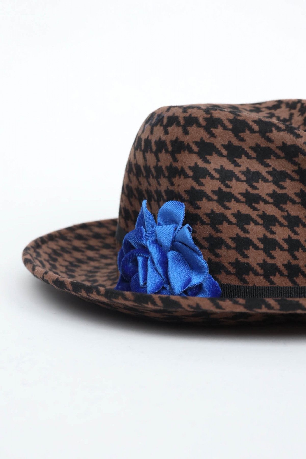 Houndstooth hat