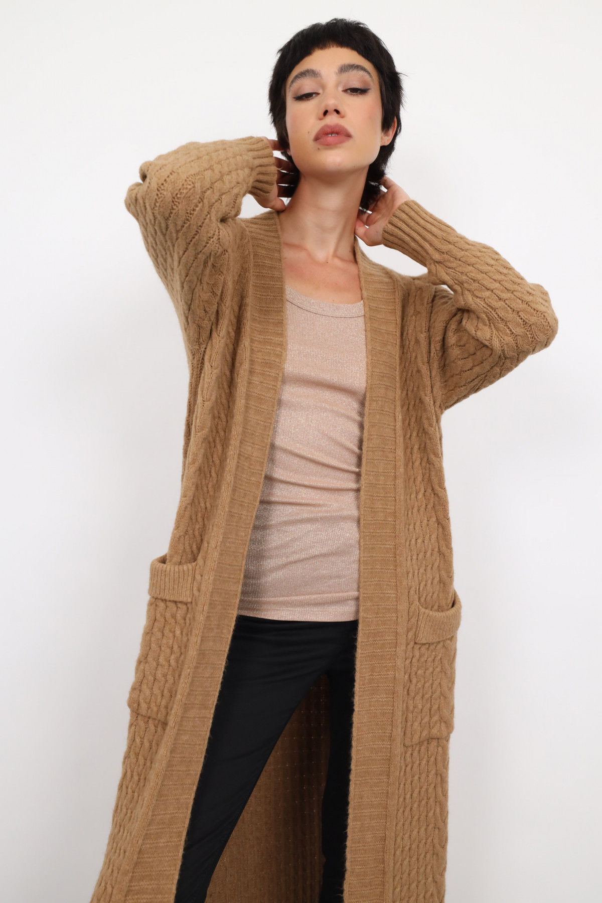 Cardigan Lungo Con Trecce