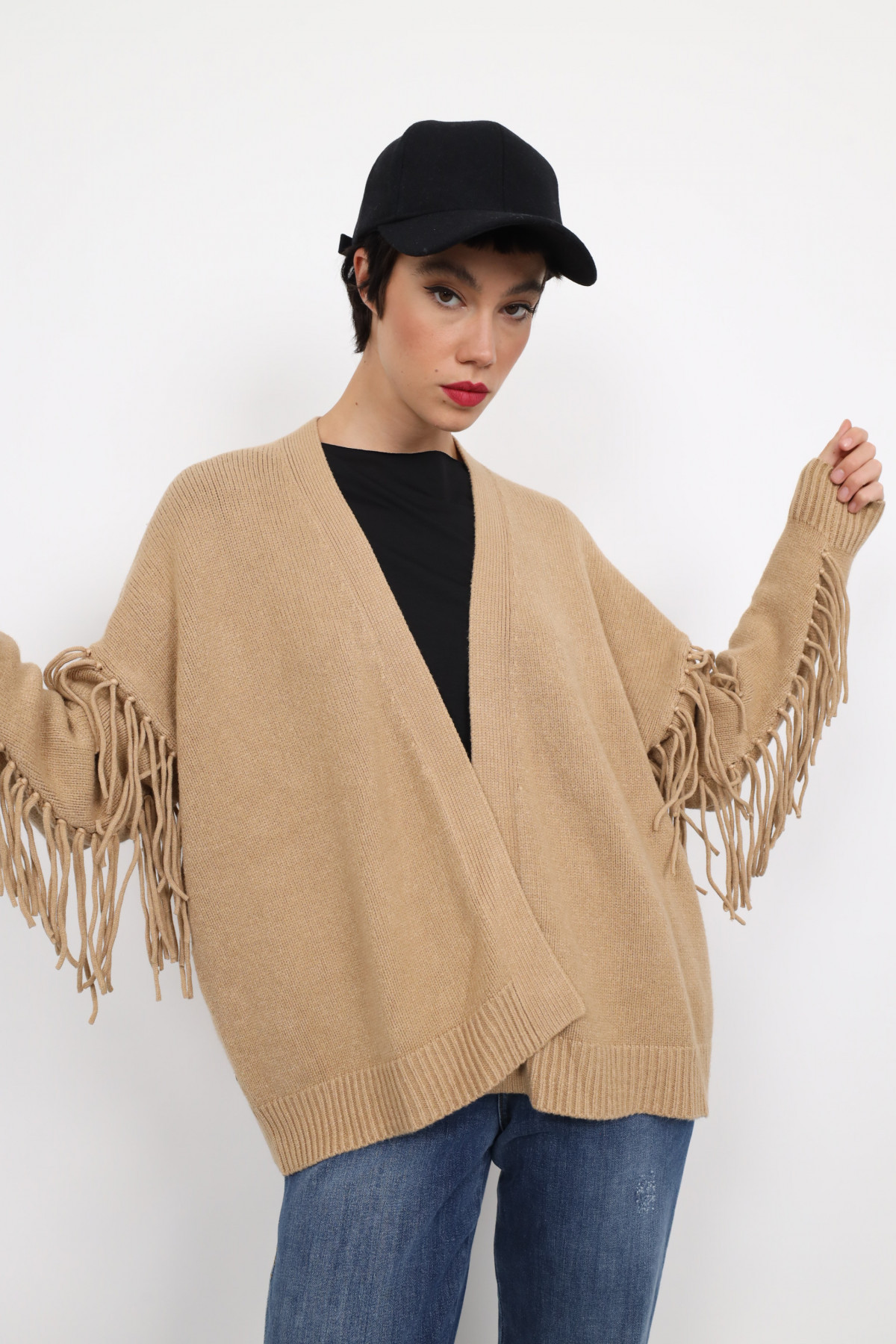 Strickjacke mit Fransen
