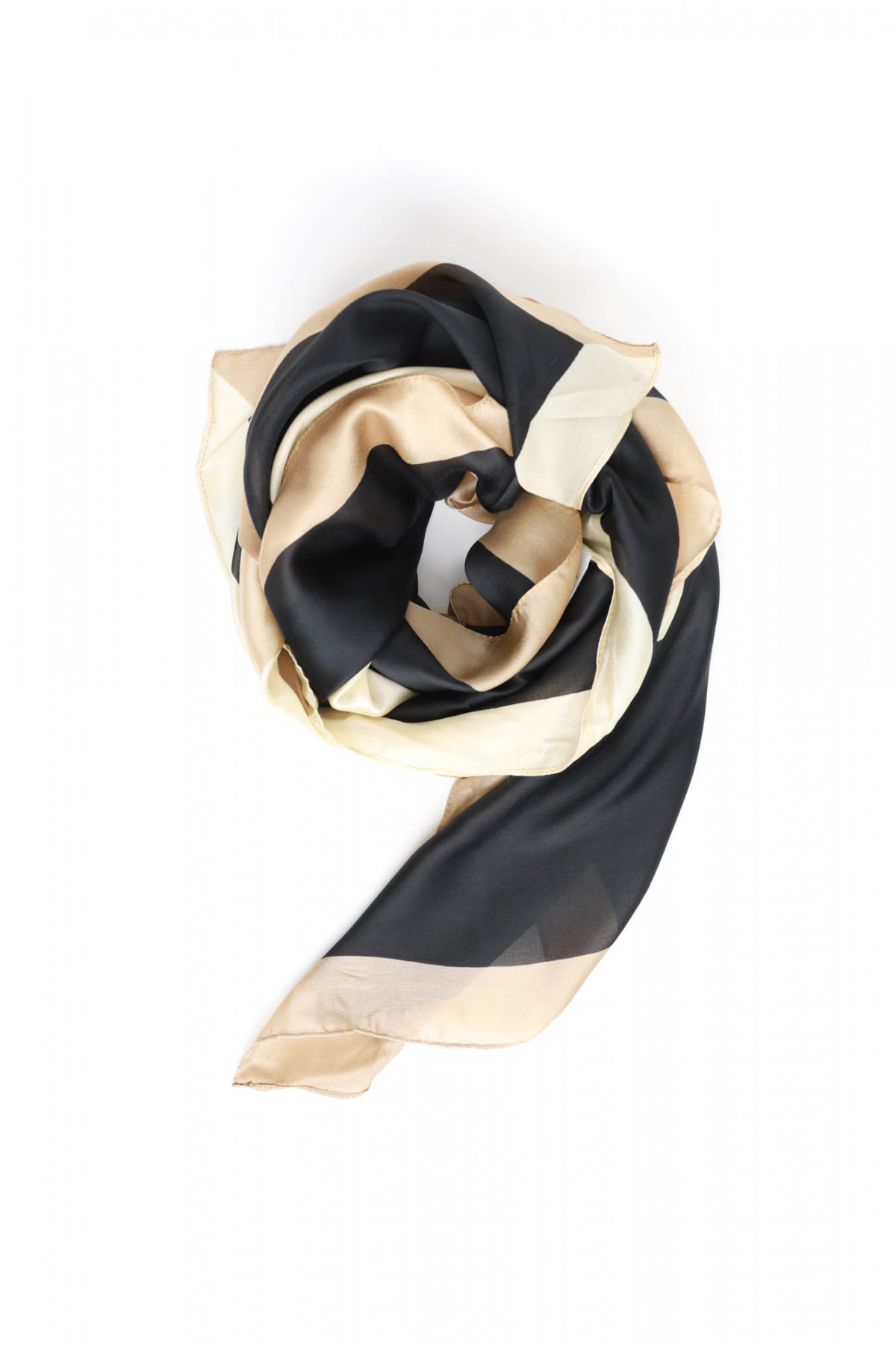 Patterned stole