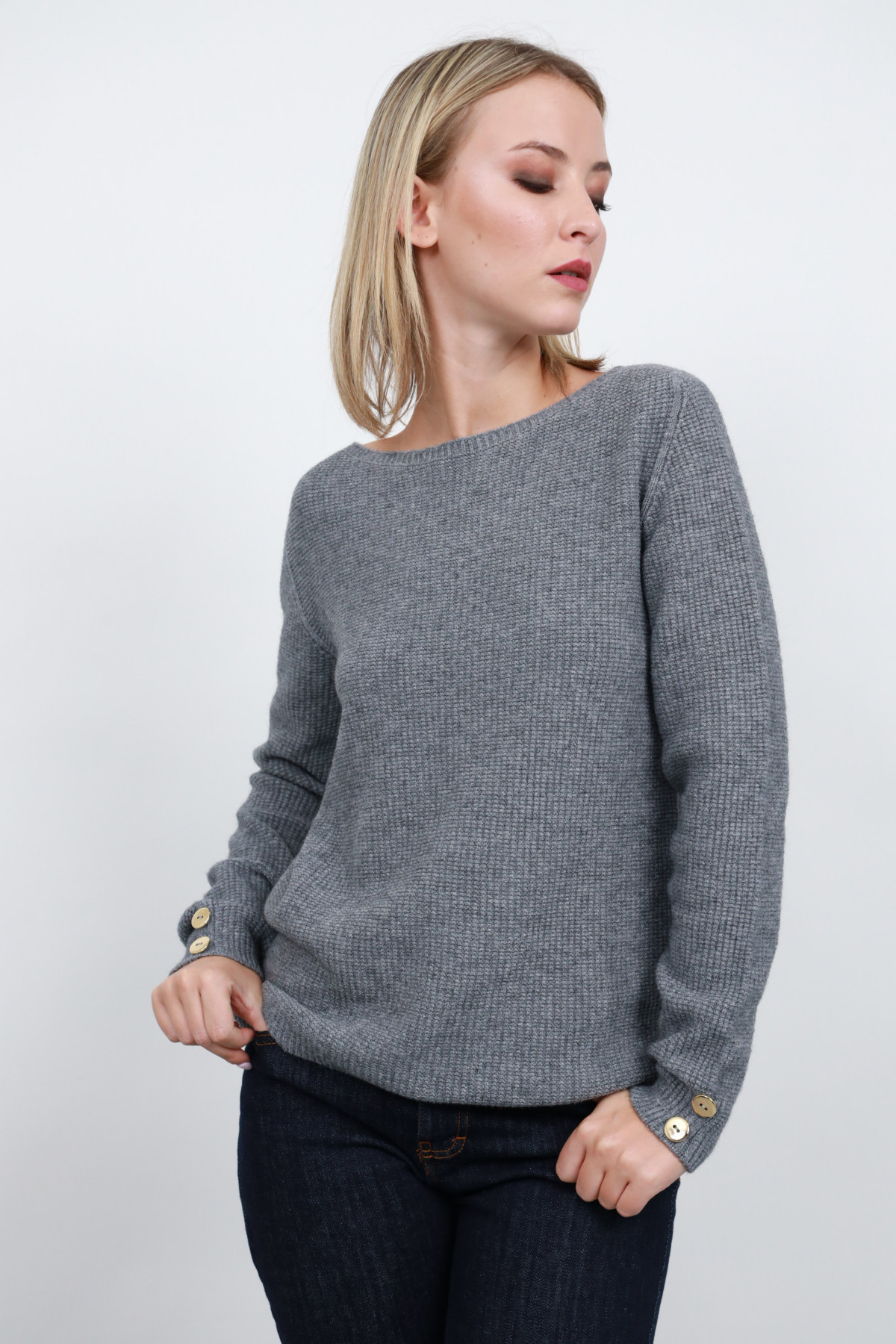 Buttons sweater