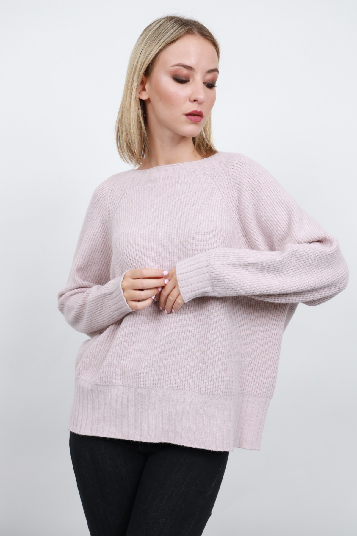 Crewneck sweater