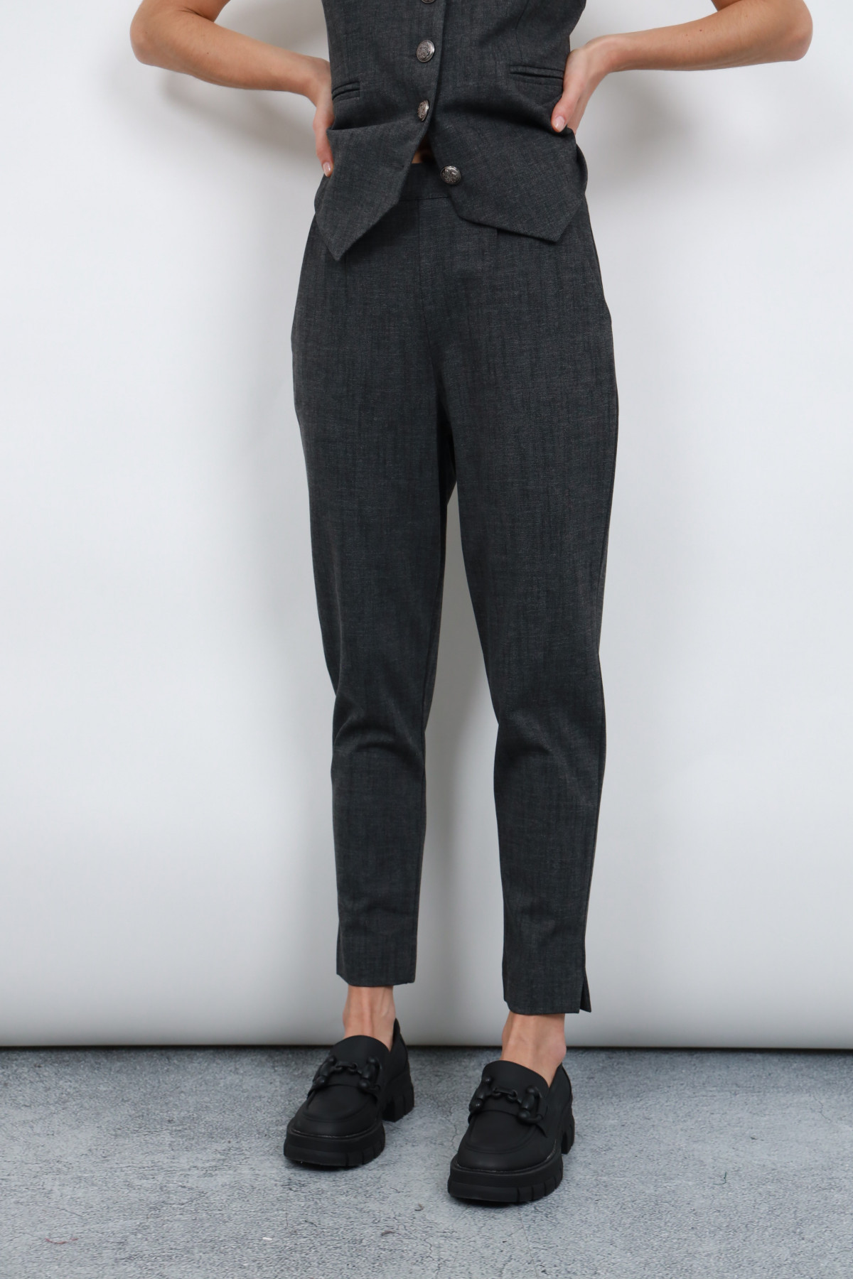 Pantaloni A Sigaretta