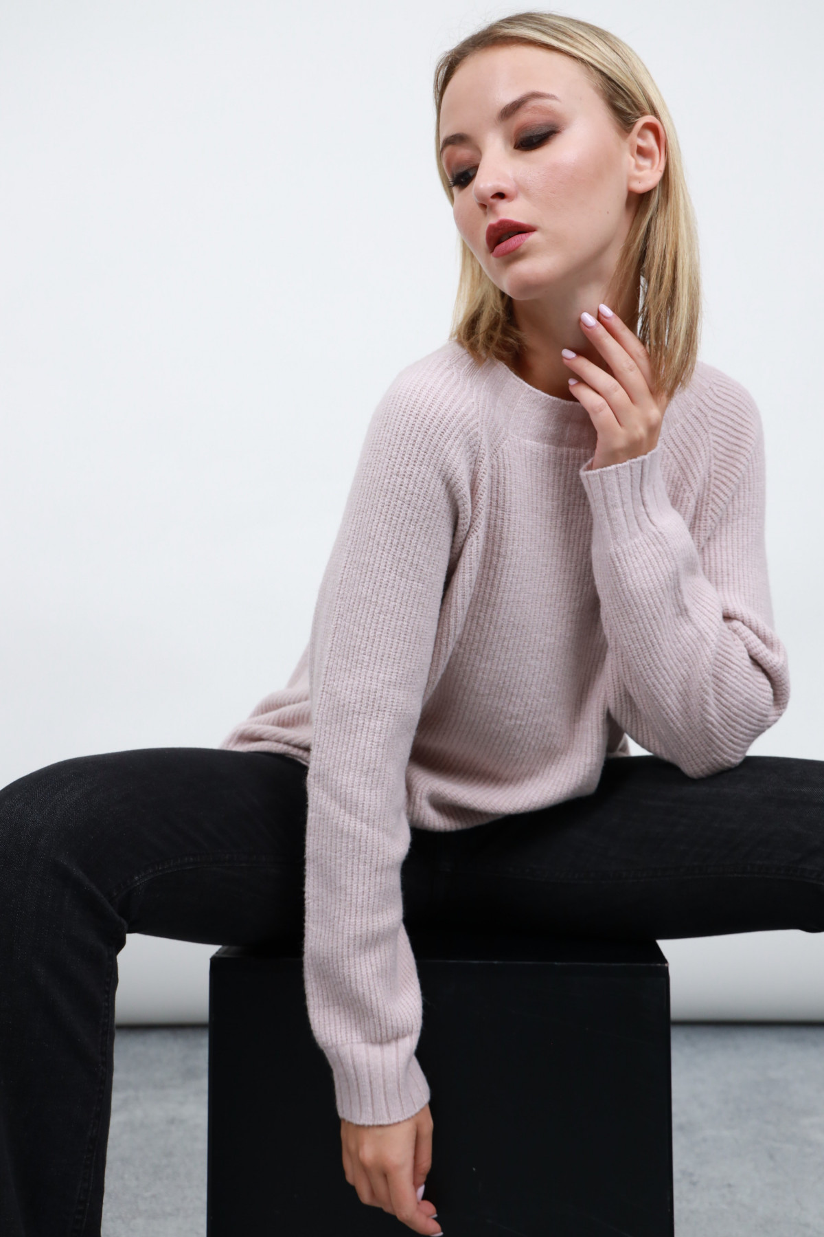 Crewneck sweater