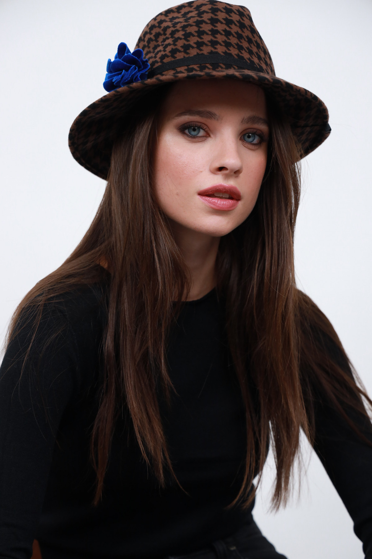 Houndstooth hat