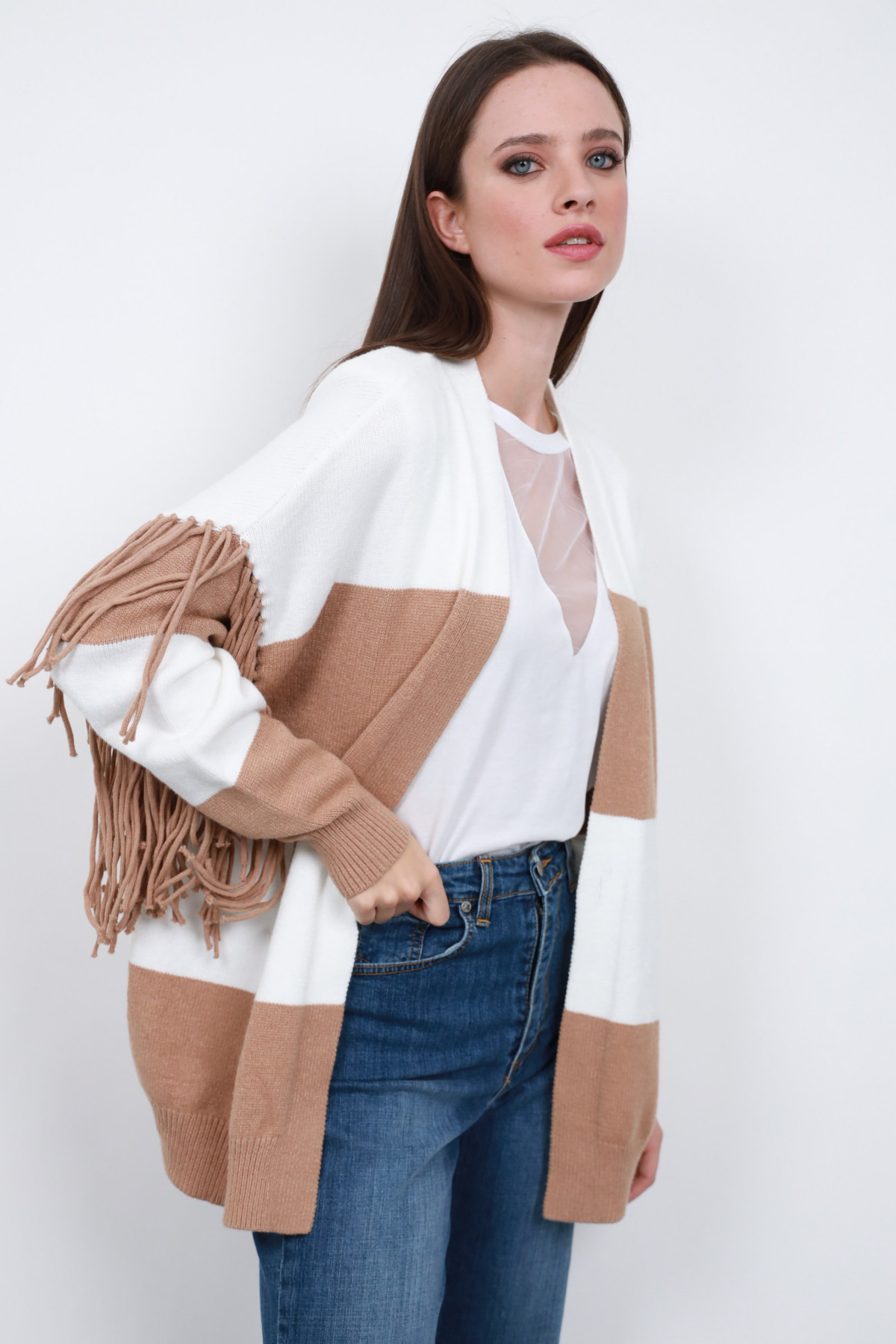 Strickjacke mit Fransen