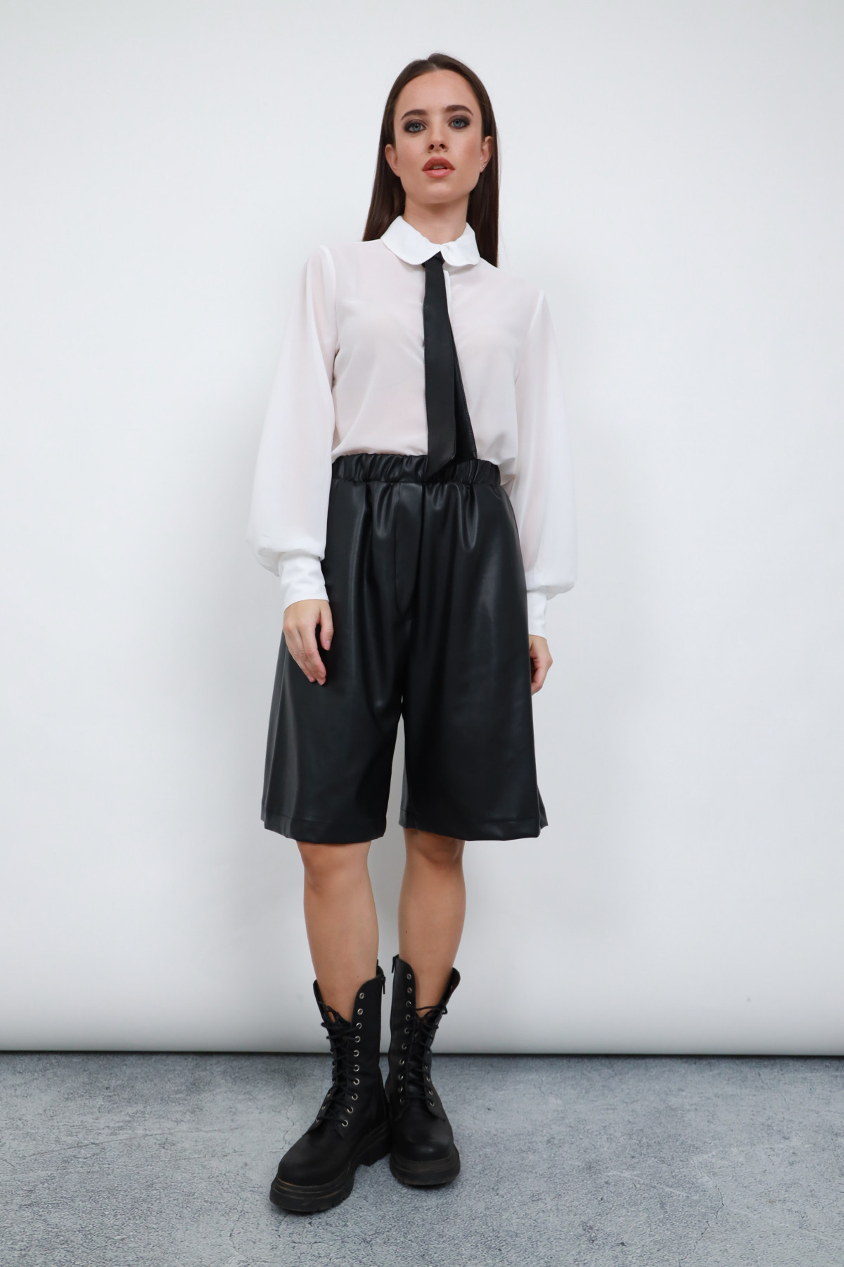Faux leather Bermuda shorts