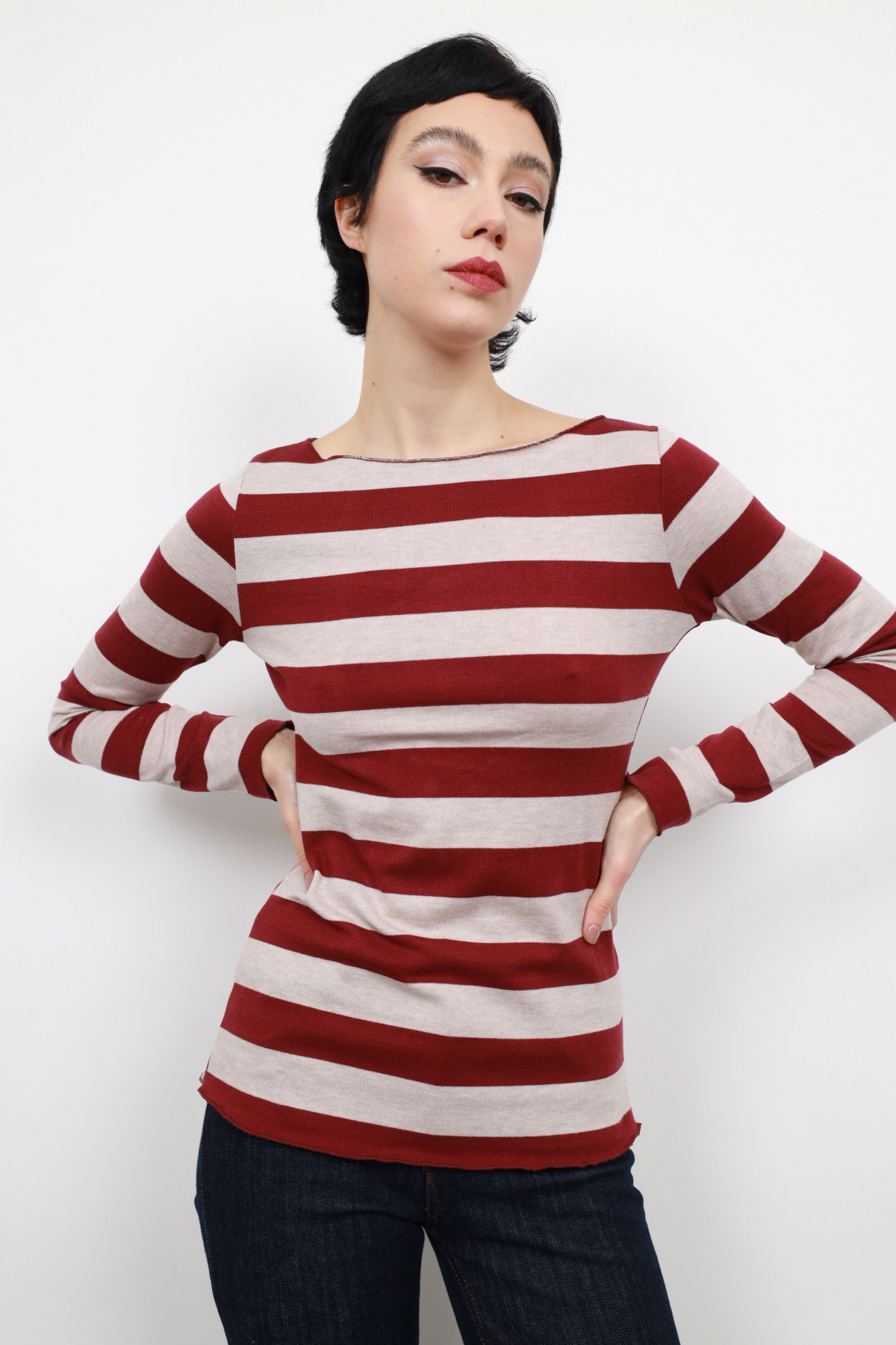 Pullover mit U-Boot-Ausschnitt