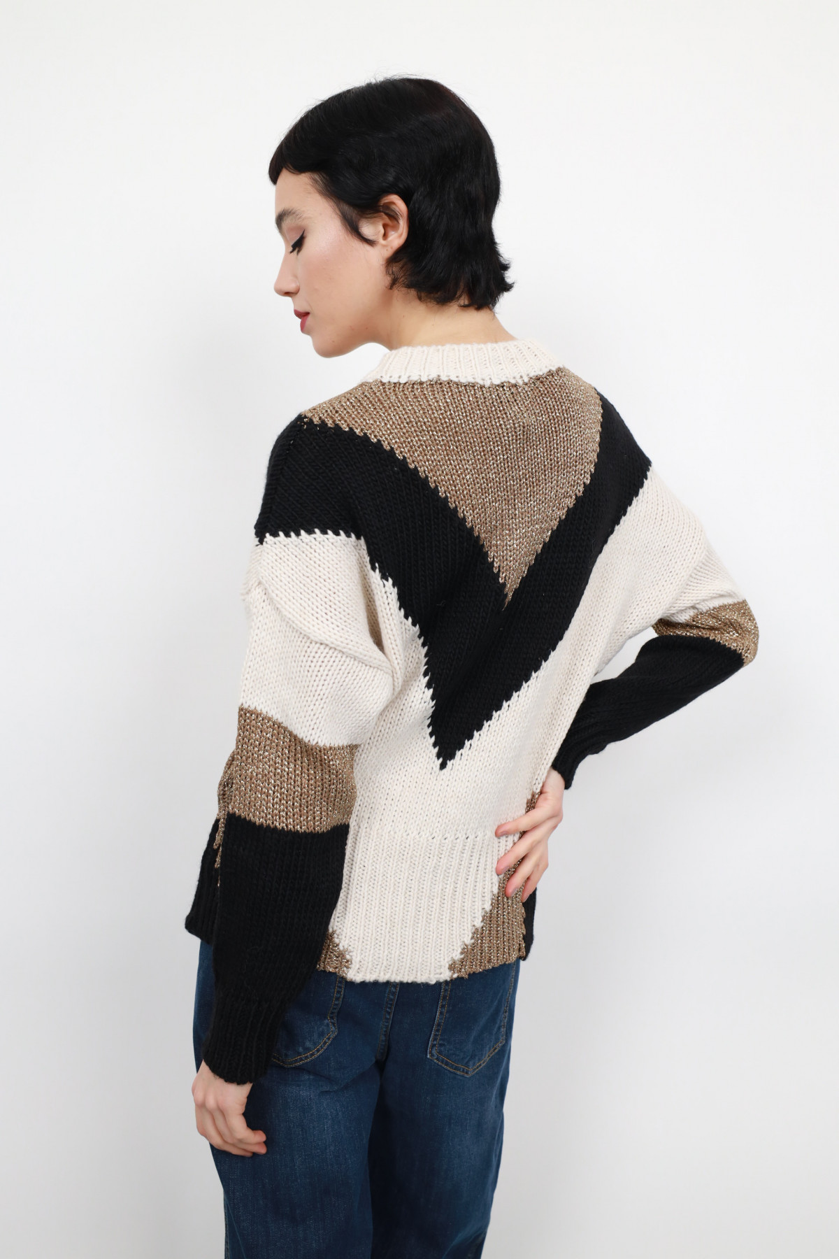 Intarsia sweater