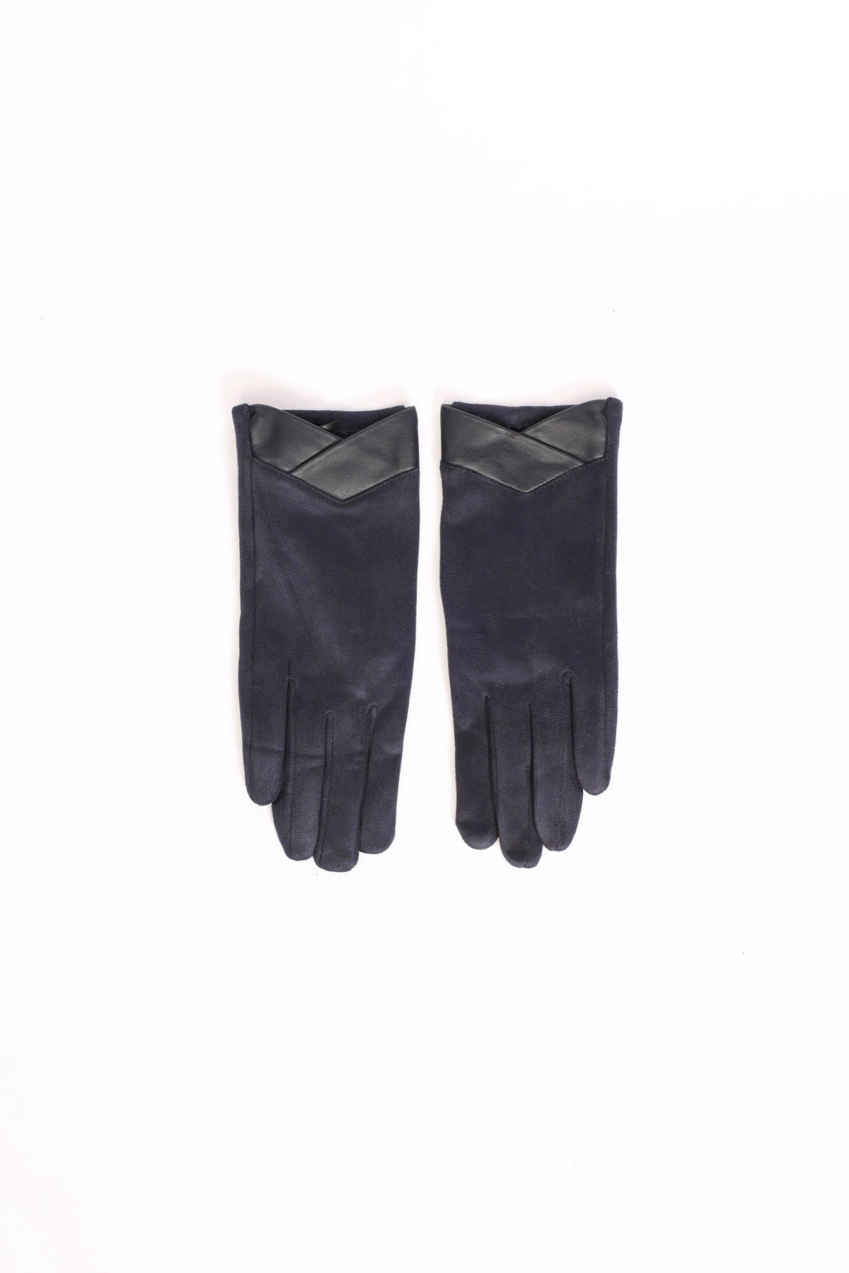 Gloves With Edge