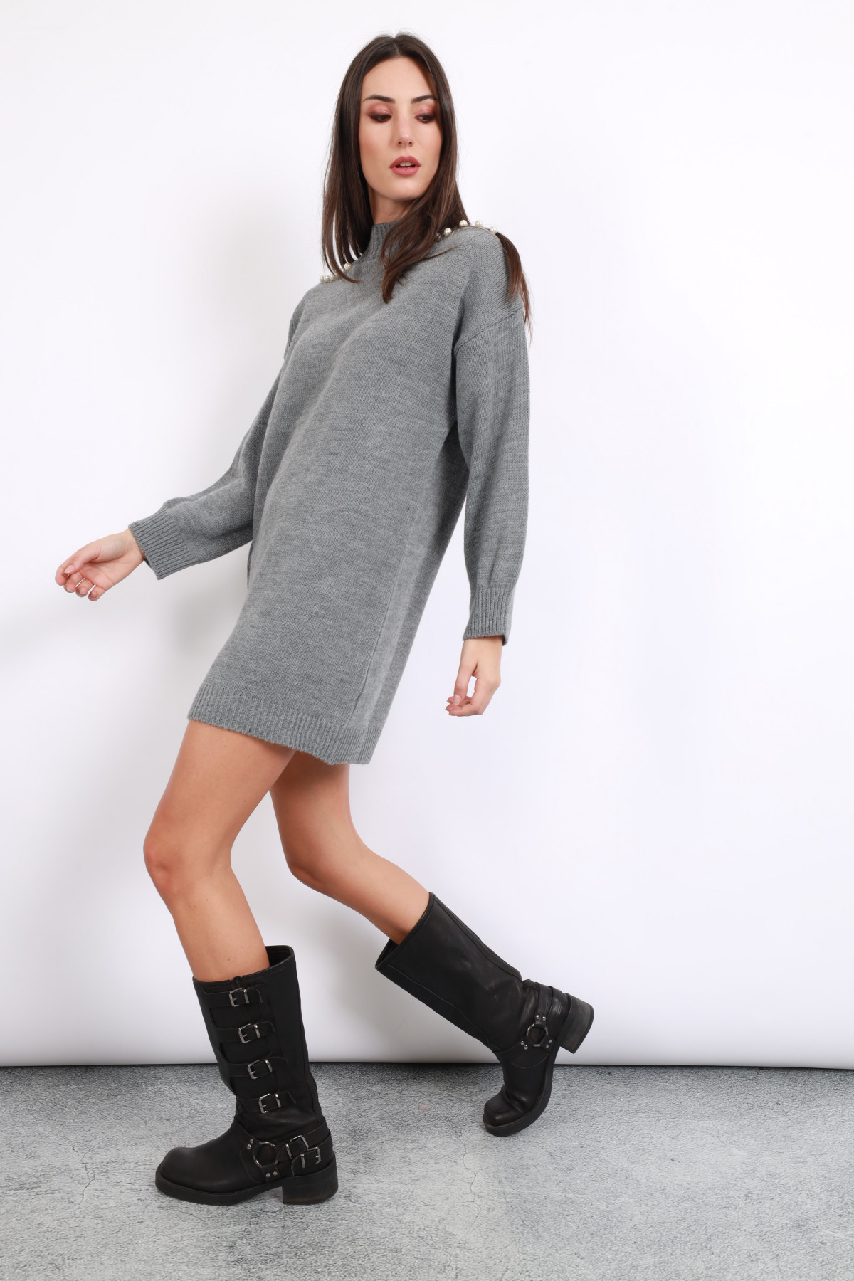 Perlenkleid