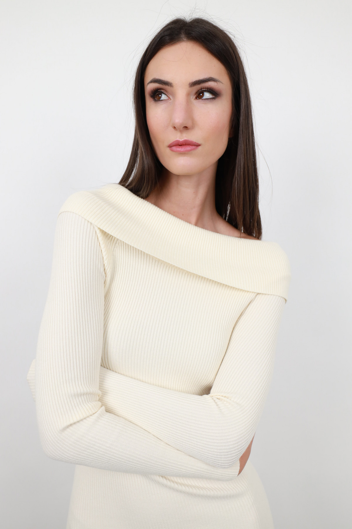 Schulterfreies Kleid