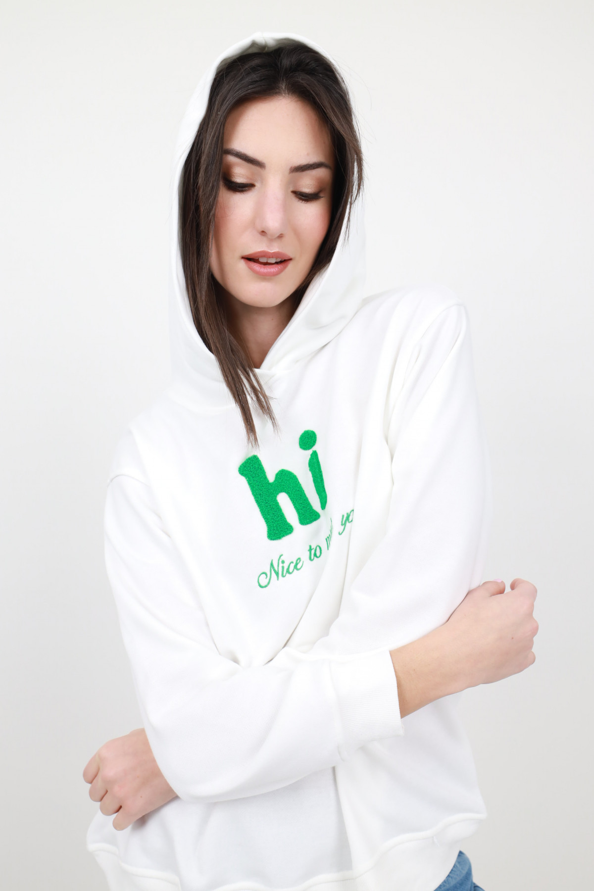 Sweatshirt with embroidered writing