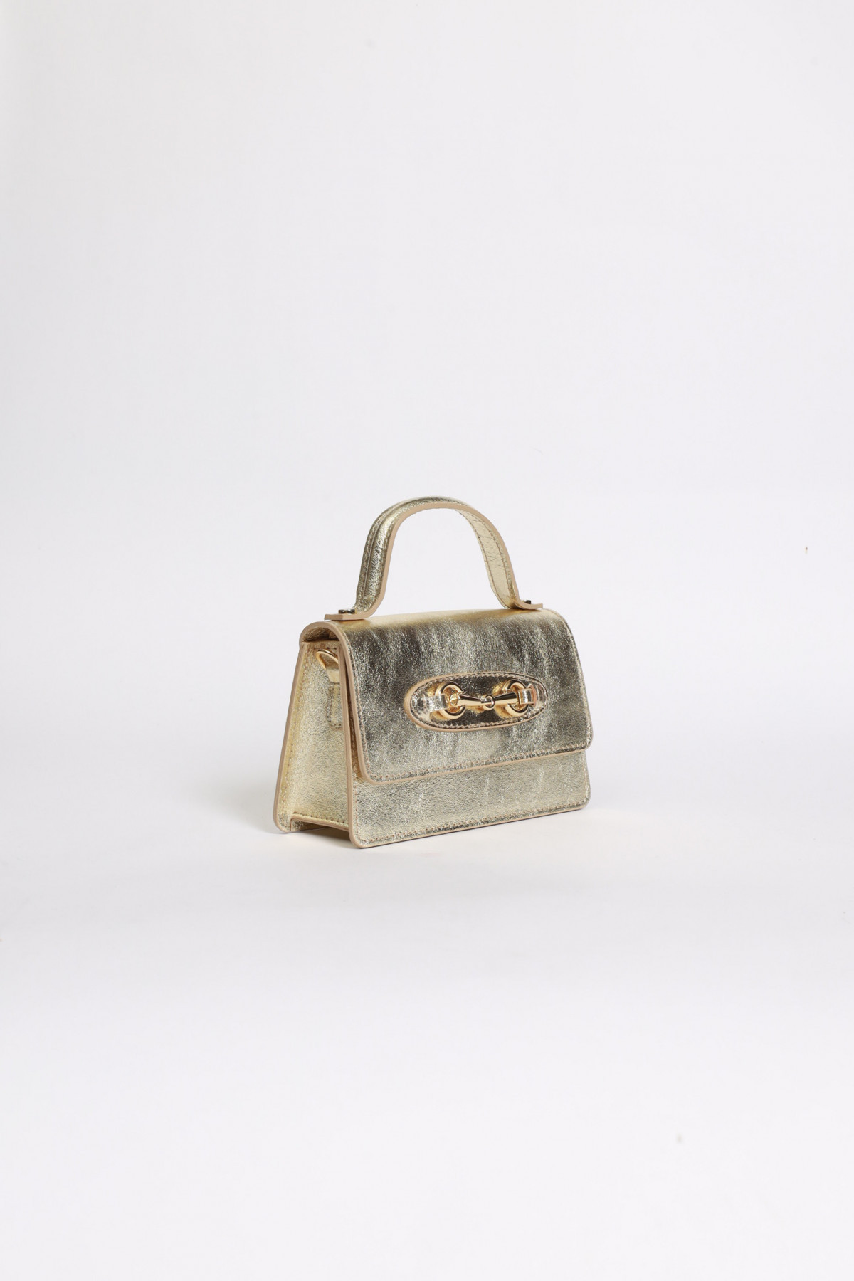 Small bag with buckle